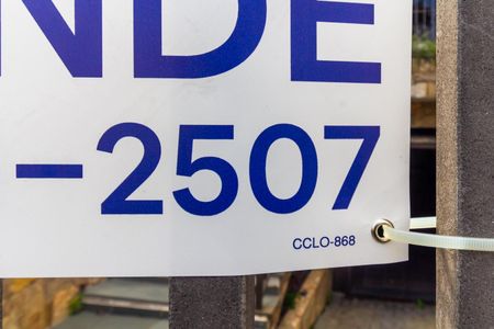 Casa à venda com 280m², 4 quartos e 5 vagasPlaca