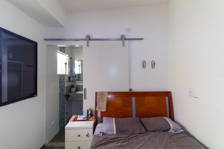 Casa à venda com 280m², 4 quartos e 5 vagasQuarto 3 - Suíte 1