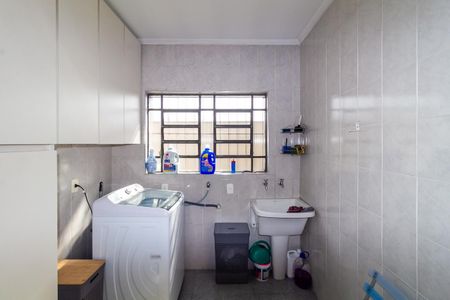 Casa à venda com 280m², 4 quartos e 5 vagasÁrea de Serviço