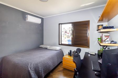 Casa à venda com 280m², 4 quartos e 5 vagasQuarto 2