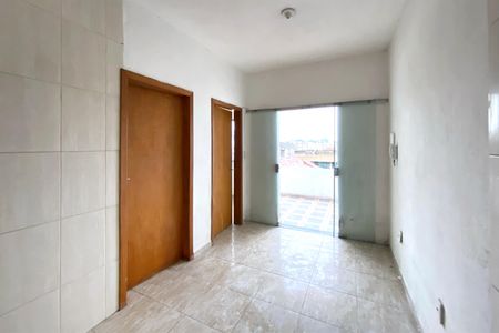 Sala de kitnet/studio para alugar com 2 quartos, 50m² em Novo Riacho, Contagem