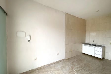 Sala de kitnet/studio para alugar com 2 quartos, 50m² em Novo Riacho, Contagem