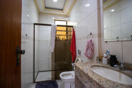 Casa para alugar com 250m², 4 quartos e 2 vagasBanheiro 1