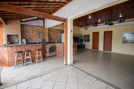 Casa para alugar com 250m², 4 quartos e 2 vagasVaranda gourmet