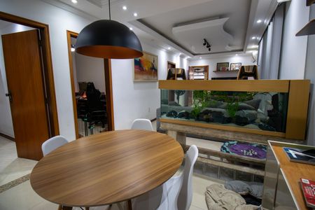 Sala de casa para alugar com 4 quartos, 250m² em Vila da Penha, Rio de Janeiro