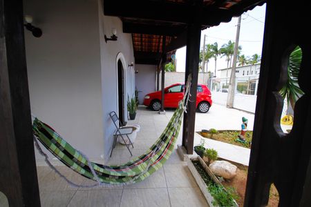 Casa para alugar com 275m², 4 quartos e 3 vagasQuintal