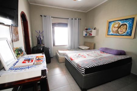 Suíte 1 de casa para alugar com 4 quartos, 275m² em Balneario Flórida, Praia Grande