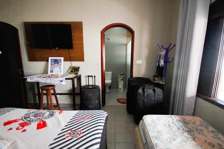 Suíte 1 de casa para alugar com 4 quartos, 275m² em Balneario Flórida, Praia Grande