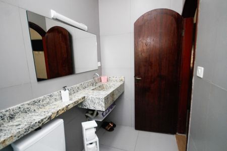 Casa para alugar com 275m², 4 quartos e 3 vagasBanheiro da Suíte 2