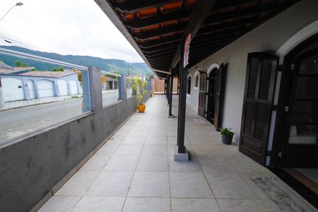 Casa para alugar com 275m², 4 quartos e 3 vagasQuintal