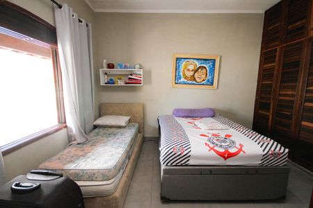 Suíte 1 de casa para alugar com 4 quartos, 275m² em Balneario Flórida, Praia Grande