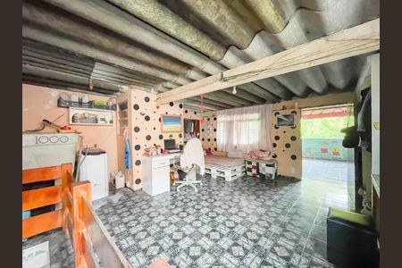 Casa à venda com 234m², 3 quartos e sem vagaQuarto 3 (Casa 1)