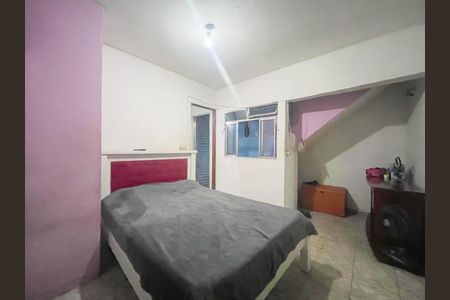 Casa à venda com 234m², 3 quartos e sem vagaQuarto (Casa 3)