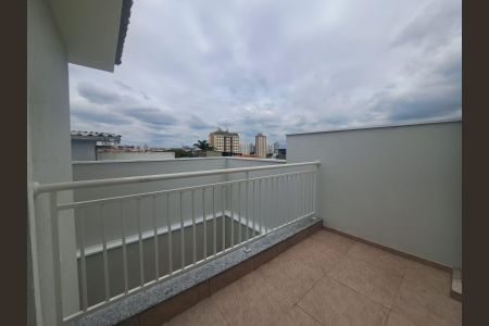 Casa à venda com 130m², 3 quartos e 4 vagasSacada suíte 1