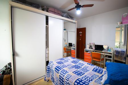 Apartamento à venda com 107m², 3 quartos e 1 vaga Apartamento à venda com 107m², 3 quartos e 1 vagaQuarto 2