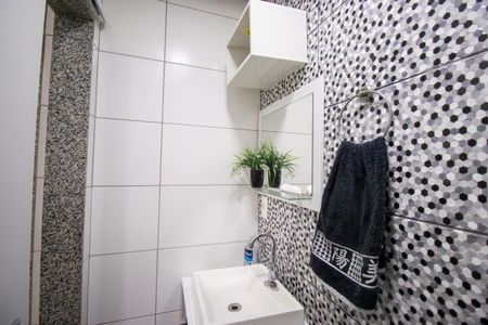 Apartamento à venda com 107m², 3 quartos e 1 vaga Apartamento à venda com 107m², 3 quartos e 1 vagaBanheiro de serviço