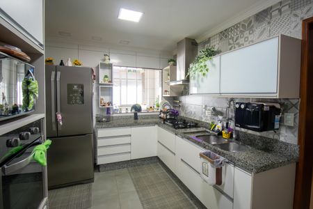 Apartamento à venda com 107m², 3 quartos e 1 vaga Apartamento à venda com 107m², 3 quartos e 1 vagaCozinha