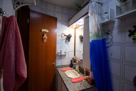 Apartamento à venda com 107m², 3 quartos e 1 vaga Apartamento à venda com 107m², 3 quartos e 1 vagaBanheiro