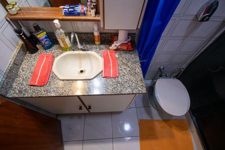 Apartamento à venda com 107m², 3 quartos e 1 vaga Apartamento à venda com 107m², 3 quartos e 1 vagaBanheiro