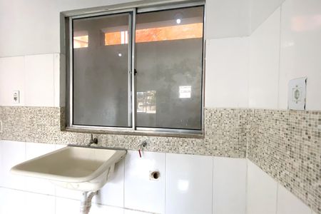 Kitnet/Studio para alugar com 1 quarto, 15m² em Ana Lúcia, Belo Horizonte
