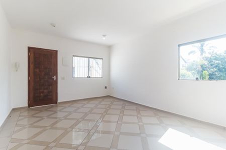Casa para alugar com 115m², 3 quartos e 2 vagas Casa para alugar com 115m², 3 quartos e 2 vagasSala