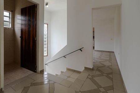 Corredor de casa para alugar com 3 quartos, 115m² em Vila Nova Socorro, Mogi das Cruzes