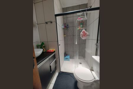 Banheiro de casa à venda com 2 quartos, 91m² em Jardim Monte Alegre, Taboão da Serra