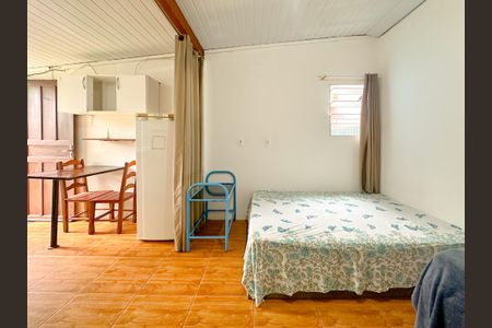 Quarto  de apartamento para alugar com 1 quarto, 30m² em Ingleses do Rio Vermelho, Florianópolis