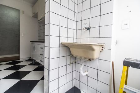 Apartamento à venda com 56m², 2 quartos e 1 vaga Apartamento à venda com 56m², 2 quartos e 1 vagaÁrea de Serviço