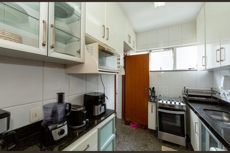 Apartamento à venda com 145m², 4 quartos e 2 vagas Apartamento à venda com 145m², 4 quartos e 2 vagasCOZINHA