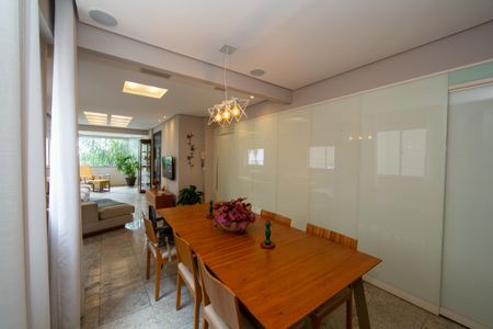 SALA de apartamento à venda com 4 quartos, 145m² em Buritis, Belo Horizonte