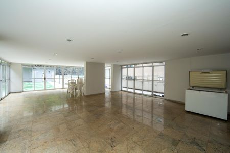 Apartamento à venda com 145m², 4 quartos e 2 vagas Apartamento à venda com 145m², 4 quartos e 2 vagasSALAO DE FESTAS