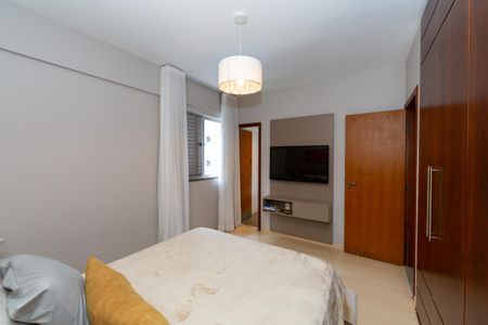 Apartamento à venda com 145m², 4 quartos e 2 vagas Apartamento à venda com 145m², 4 quartos e 2 vagasQUARTO3