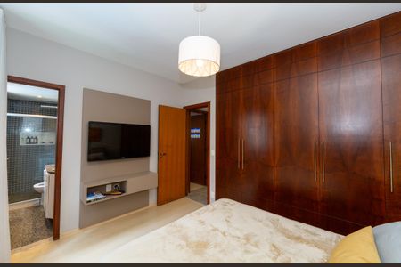 Apartamento à venda com 145m², 4 quartos e 2 vagas Apartamento à venda com 145m², 4 quartos e 2 vagasQUARTO3