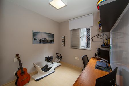 Apartamento à venda com 145m², 4 quartos e 2 vagas Apartamento à venda com 145m², 4 quartos e 2 vagasQUARTO4