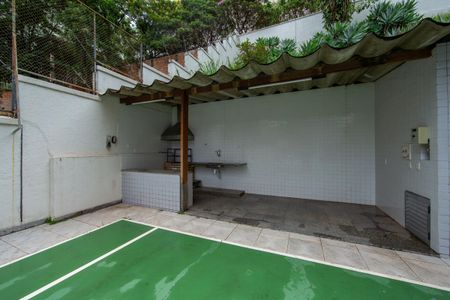 Apartamento à venda com 145m², 4 quartos e 2 vagas Apartamento à venda com 145m², 4 quartos e 2 vagasCHURRASQUEIRA