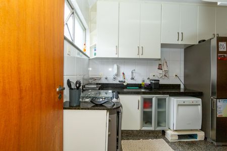 Apartamento à venda com 145m², 4 quartos e 2 vagas Apartamento à venda com 145m², 4 quartos e 2 vagasCOZINHA