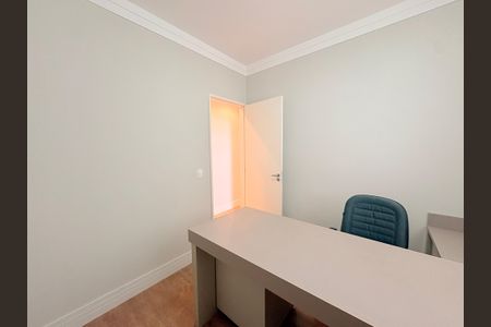 Apartamento para alugar com 89m², 3 quartos e 2 vagasQuarto 1 - Escritório