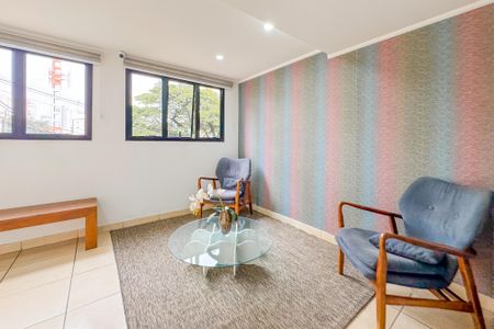 Apartamento à venda com 37m², 1 quarto e 1 vaga Apartamento à venda com 37m², 1 quarto e 1 vagaHall social