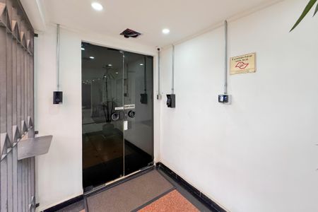 Apartamento à venda com 37m², 1 quarto e 1 vaga Apartamento à venda com 37m², 1 quarto e 1 vagaEntrada