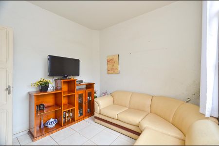 Casa à venda com 420m², 6 quartos e 3 vagasSala de TV