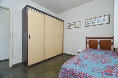 Casa à venda com 420m², 6 quartos e 3 vagasQuarto 2 casa 2