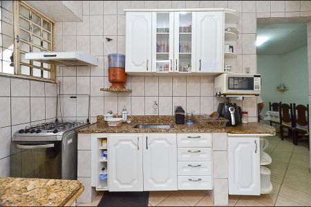 Casa à venda com 420m², 6 quartos e 3 vagasCozinha