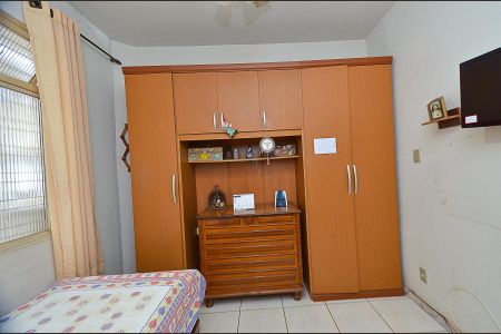 Casa à venda com 420m², 6 quartos e 3 vagasQuarto 1