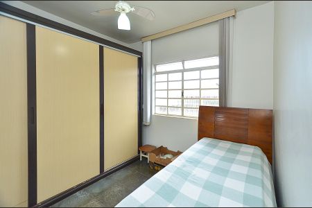 Casa à venda com 420m², 6 quartos e 3 vagasQuarto 1 casa 2