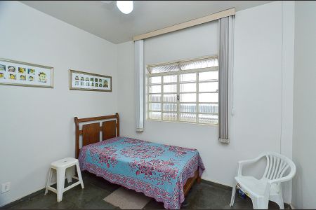 Casa à venda com 420m², 6 quartos e 3 vagasQuarto 2 casa 2