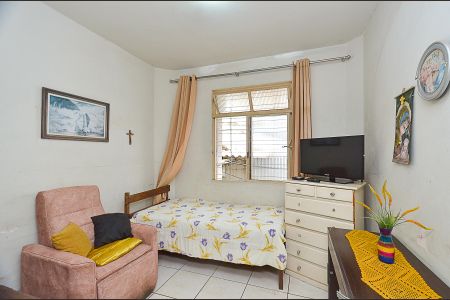 Casa à venda com 420m², 6 quartos e 3 vagasQuarto 2