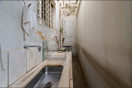 Casa à venda com 420m², 6 quartos e 3 vagasÁrea de Serviço