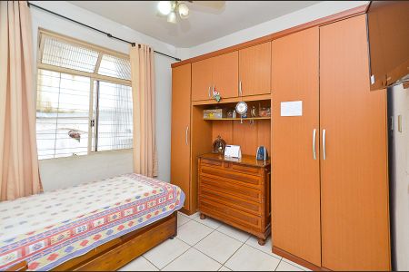 Casa à venda com 420m², 6 quartos e 3 vagasQuarto 1