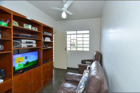 Casa à venda com 420m², 6 quartos e 3 vagasSala de TV casa 2